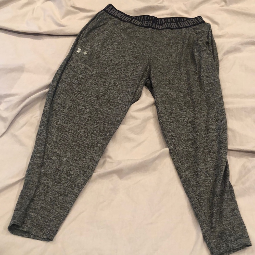 UnderArmour Capri pants
